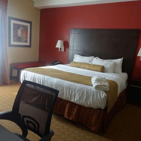 Best Western Plus Bowmanville Esterno foto