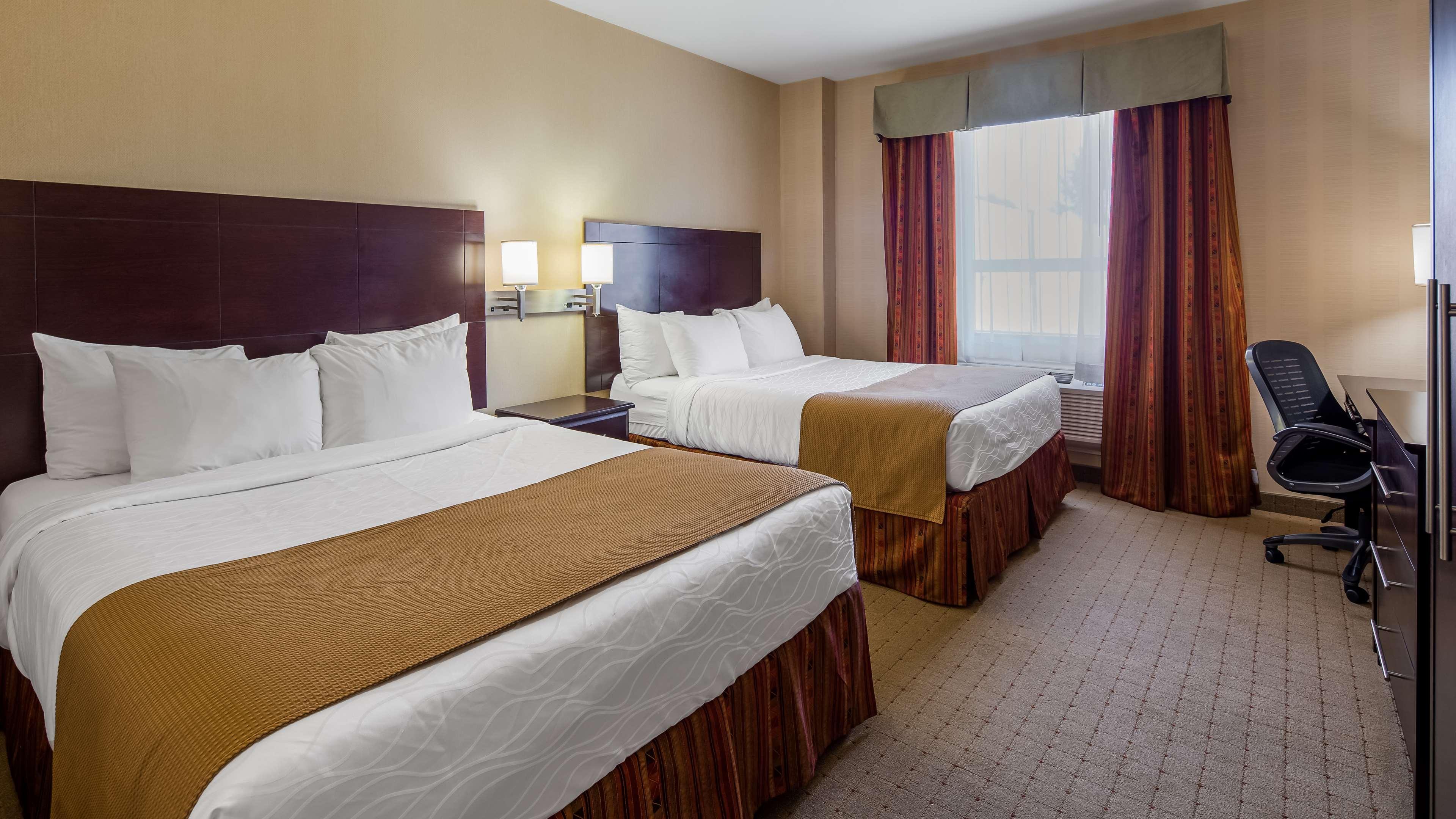 Best Western Plus Bowmanville Esterno foto