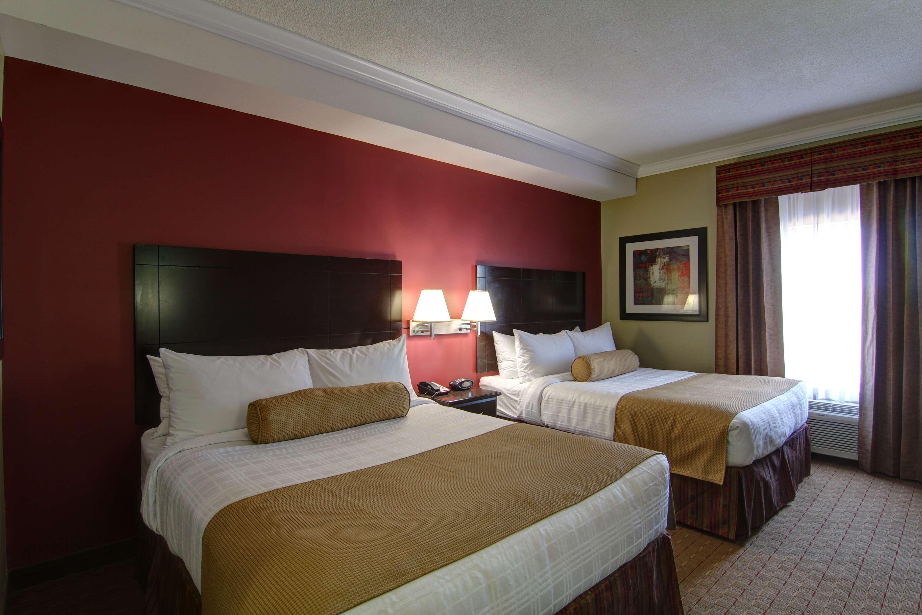 Best Western Plus Bowmanville Esterno foto