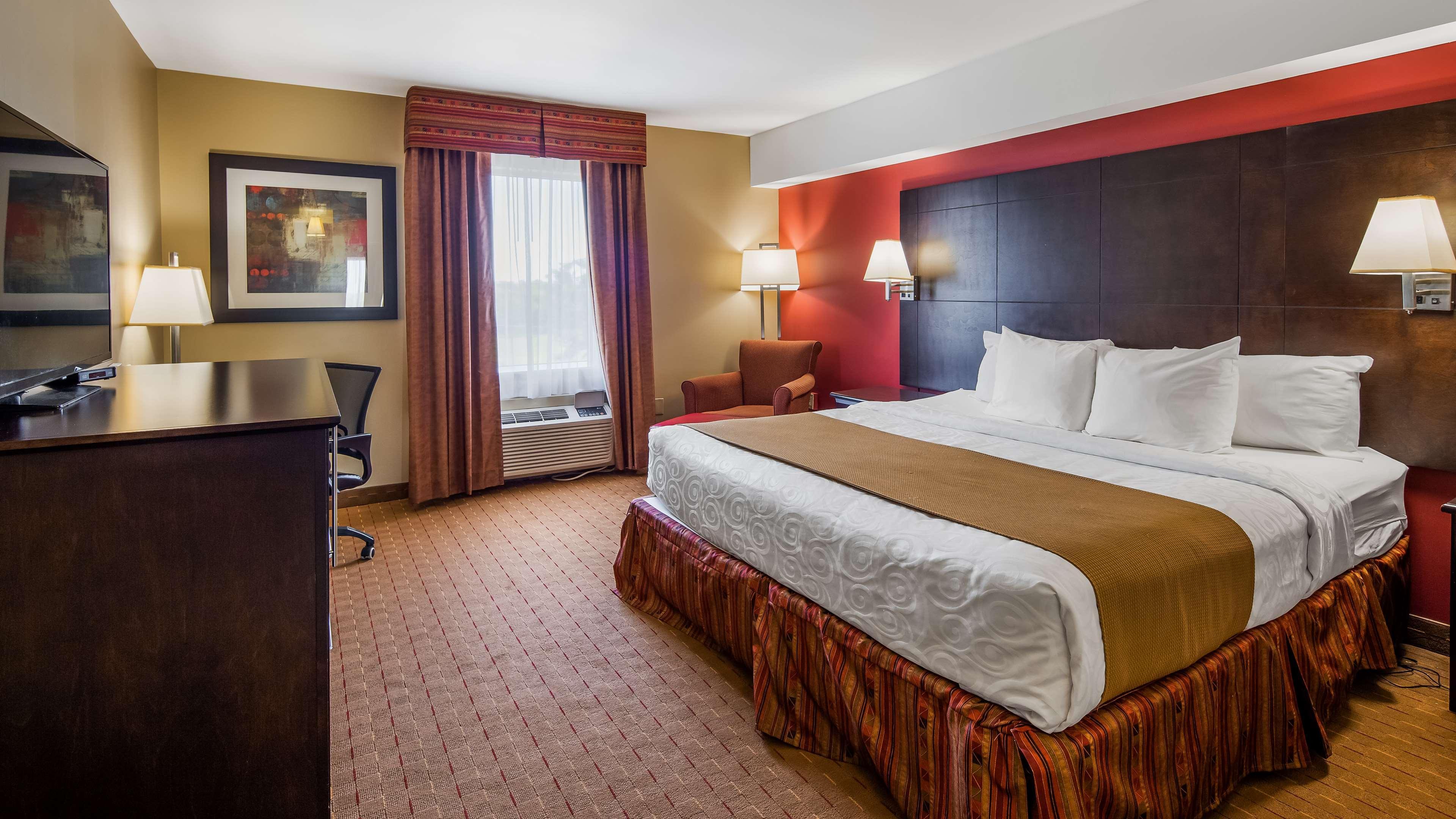 Best Western Plus Bowmanville Esterno foto