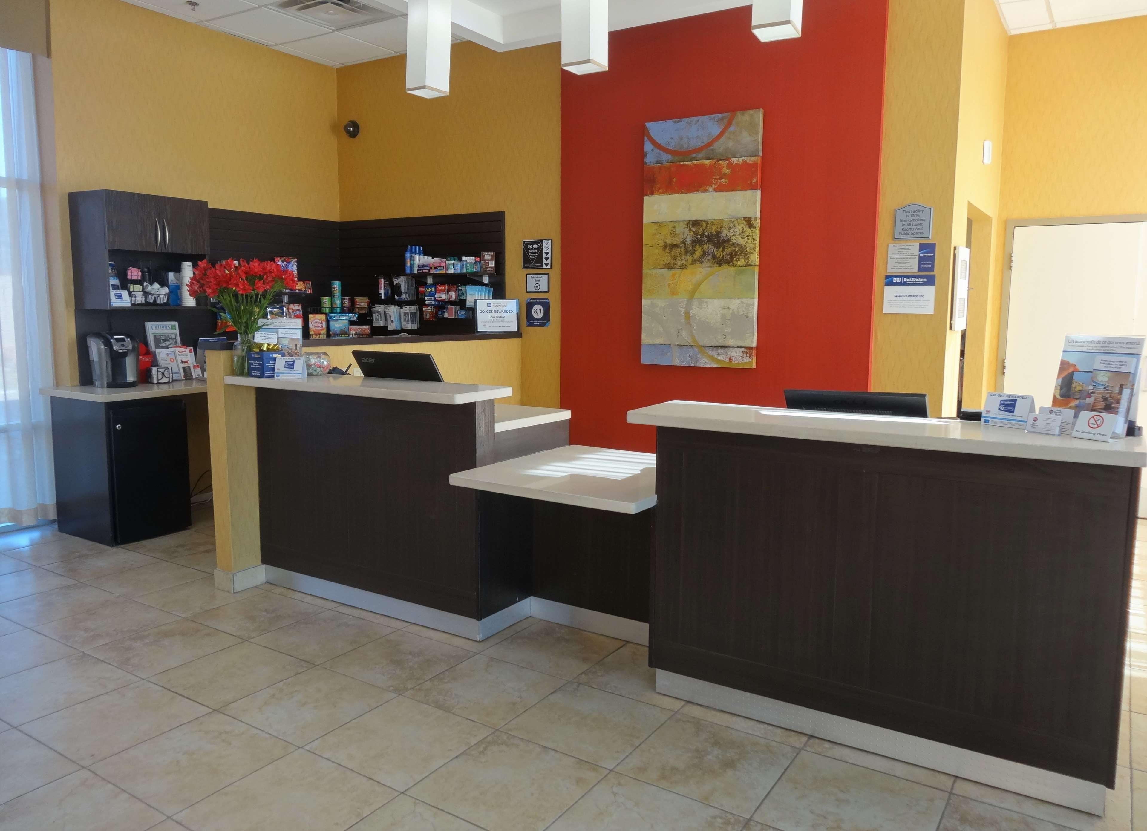 Best Western Plus Bowmanville Esterno foto