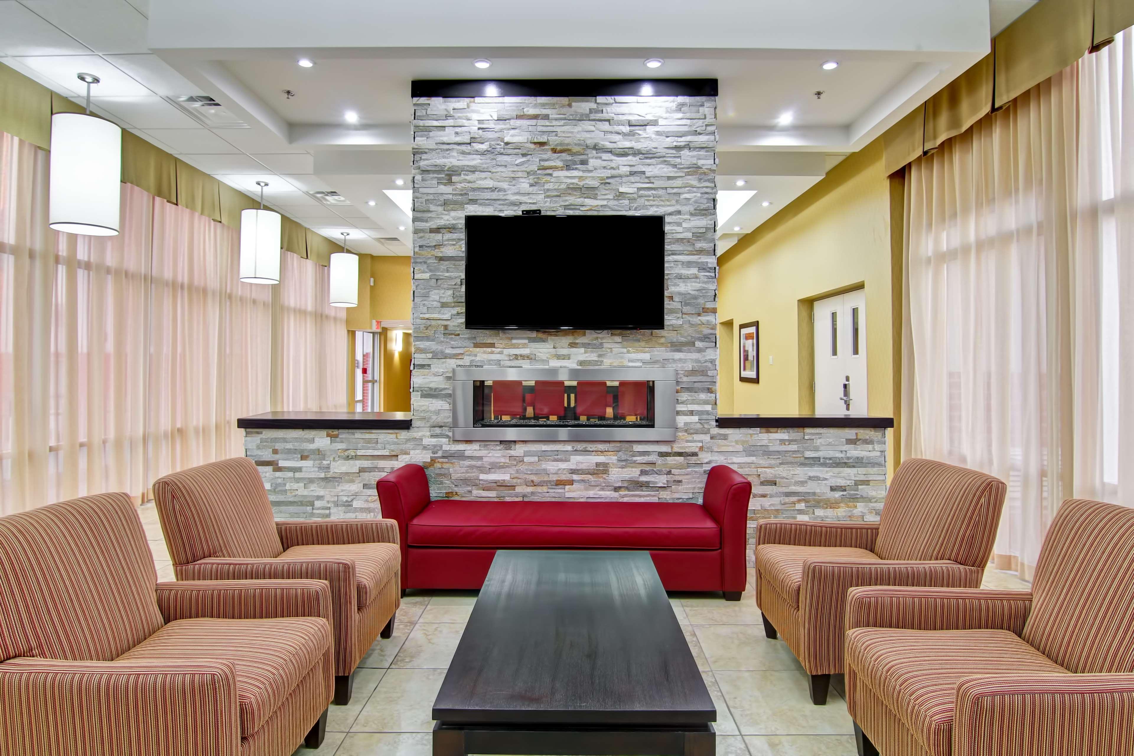 Best Western Plus Bowmanville Esterno foto