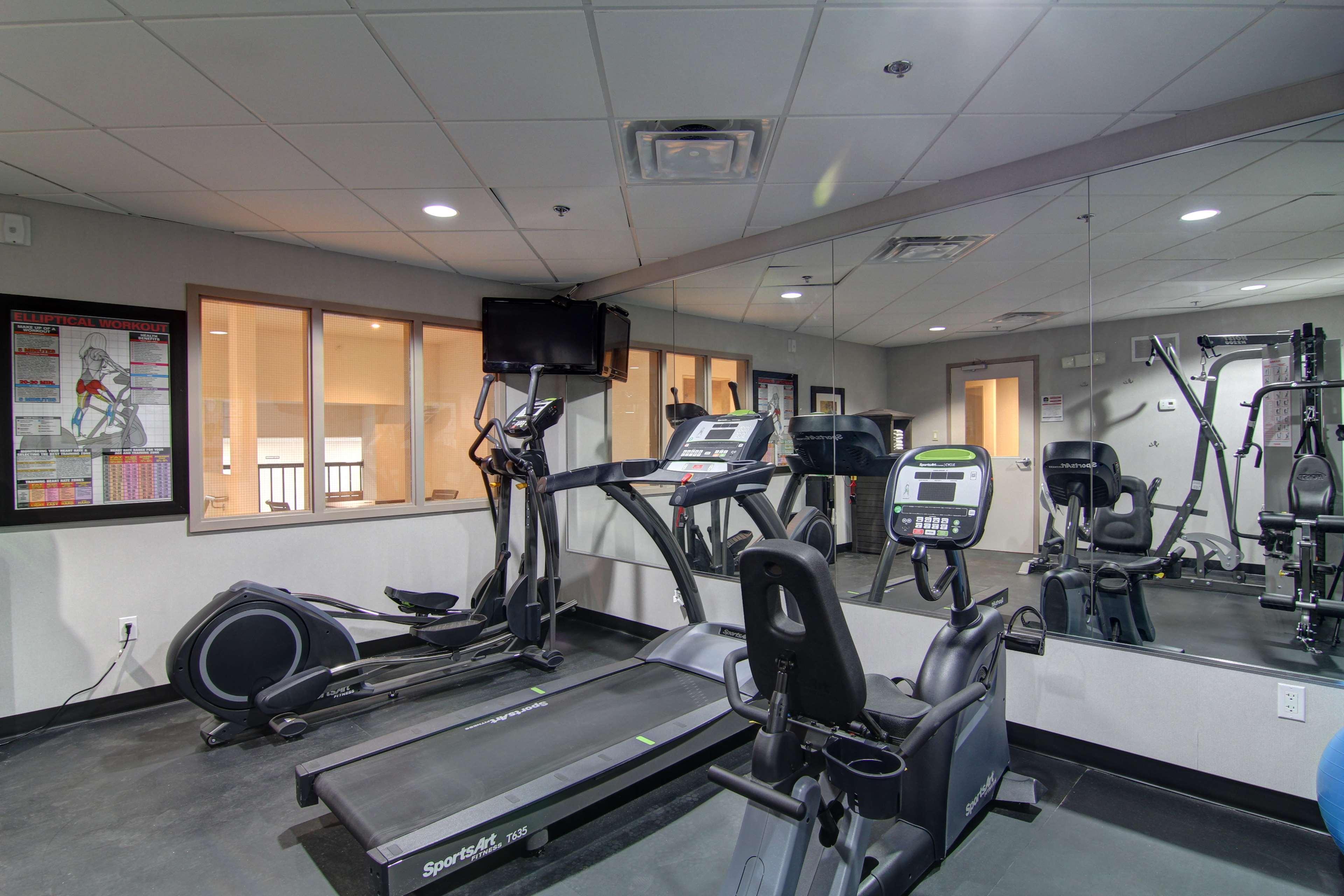 Best Western Plus Bowmanville Esterno foto
